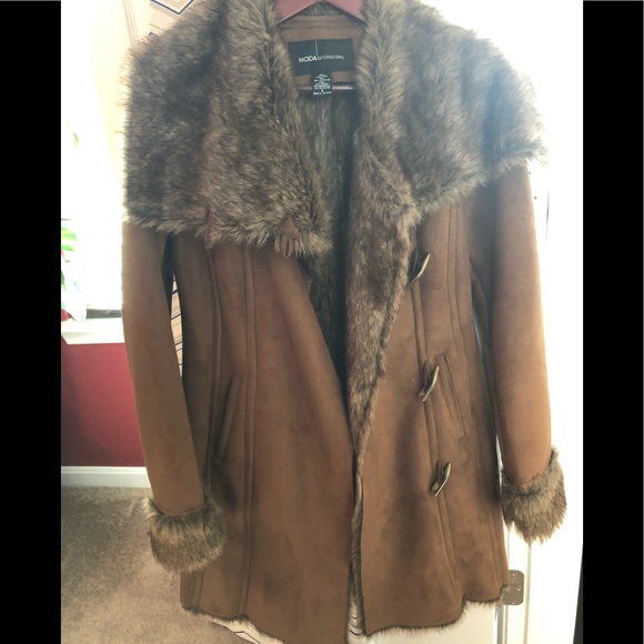 Coat - Picture 1 of 4